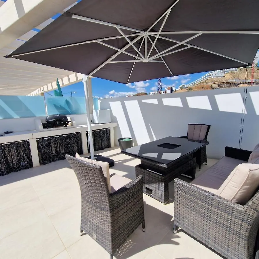 شقة Duplex Con Vistas Impresionantes فوينخيرولا